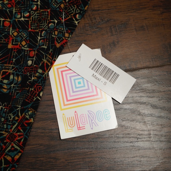 LulaRoe - Picture 3 of 4